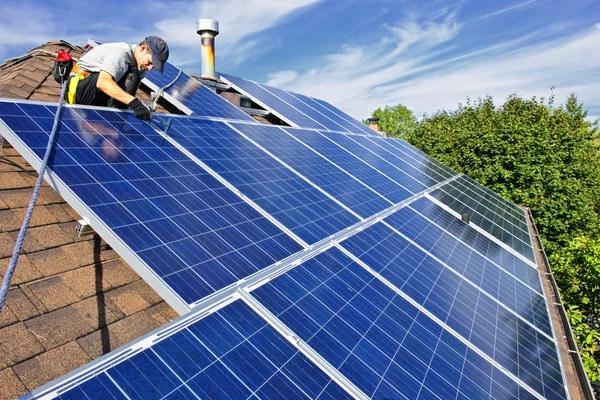How to Choose the Right Solar Installation Company